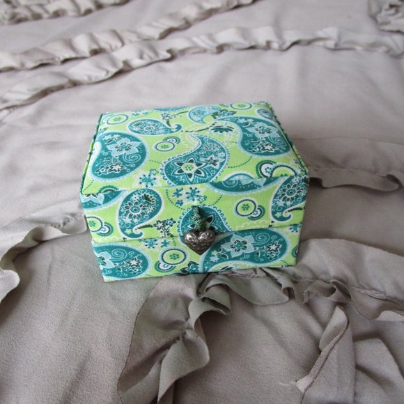 About Face Designs rare glass elephant figurine - Picture 4 of 7